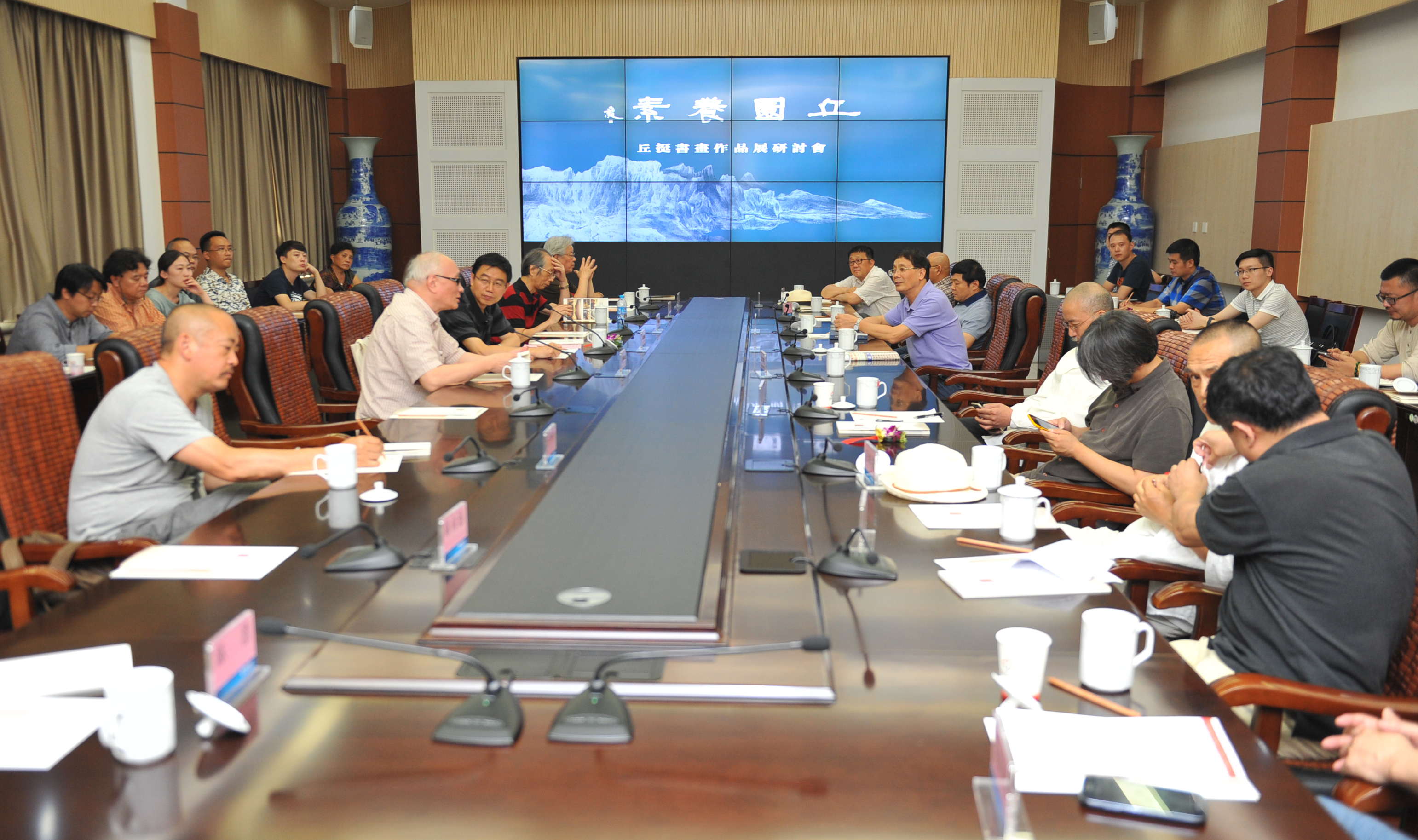 AG8Æì½¢Ìü¡¤(Öйú)¼¯ÍÅ