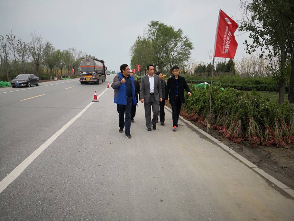 AG8Æì½¢Ìü¡¤(Öйú)¼¯ÍÅ