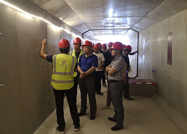 AG8Æì½¢Ìü¡¤(Öйú)¼¯ÍÅ