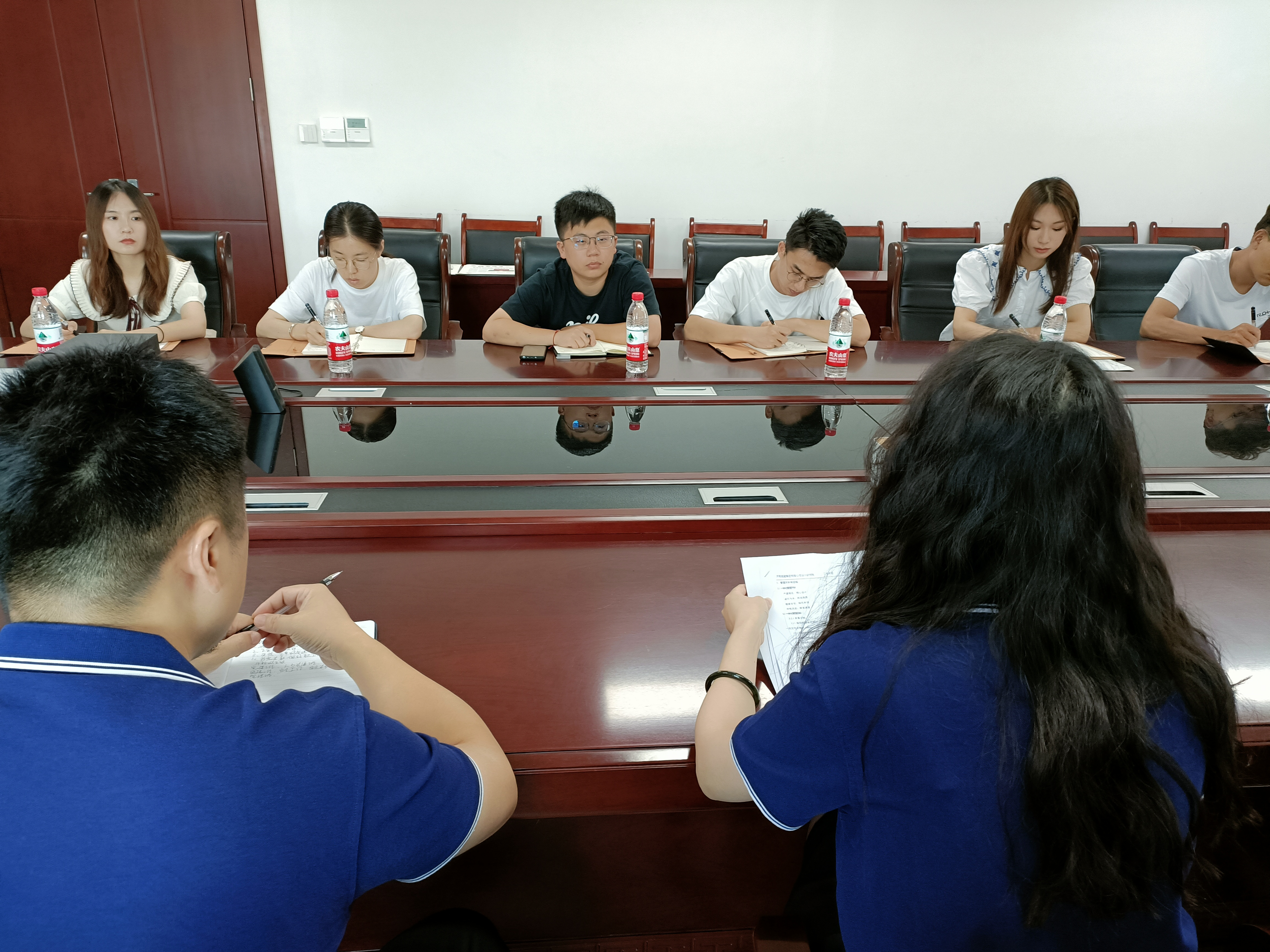 AG8�콢����(�й�)����