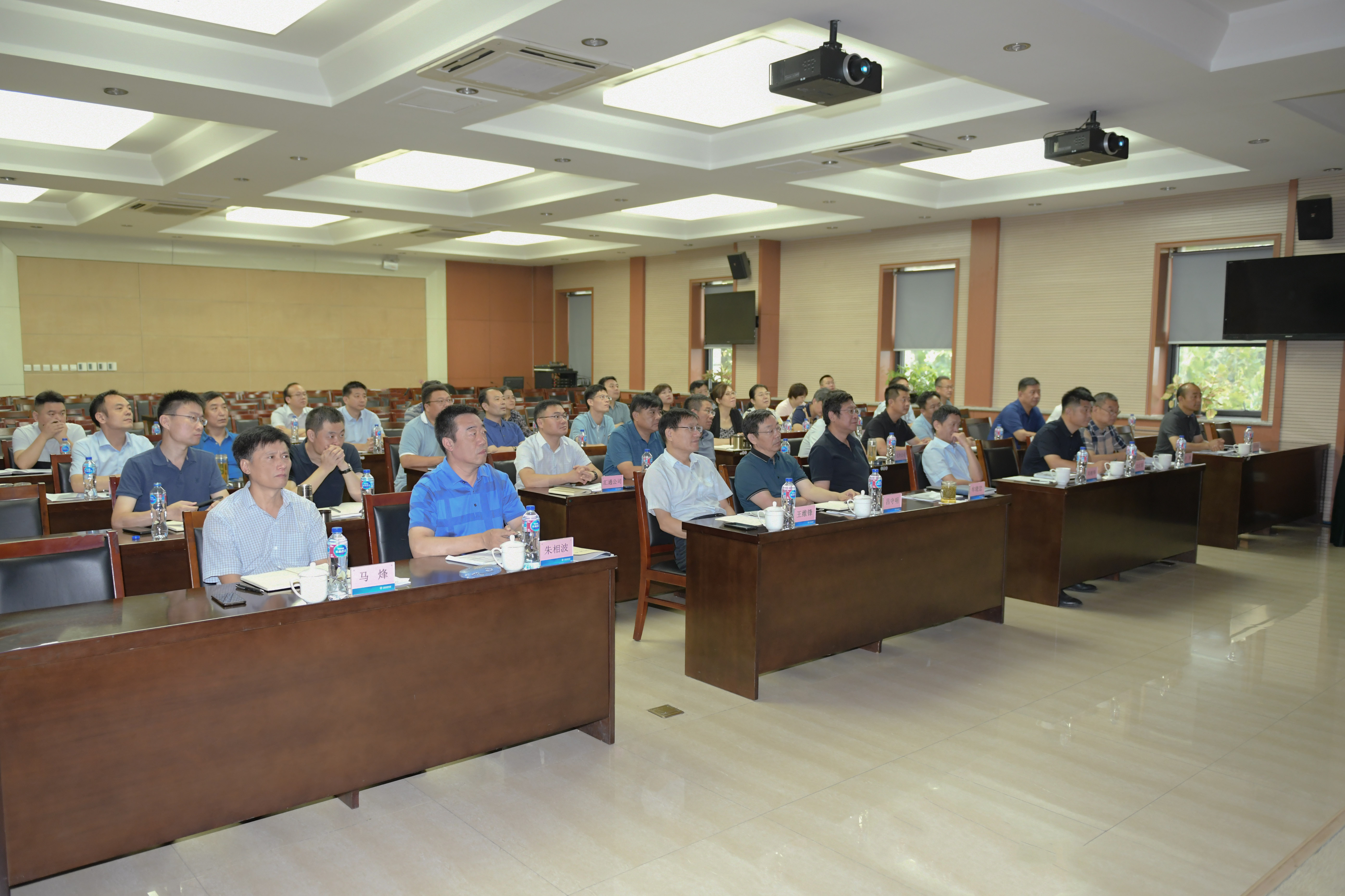 AG8�콢����(�й�)����